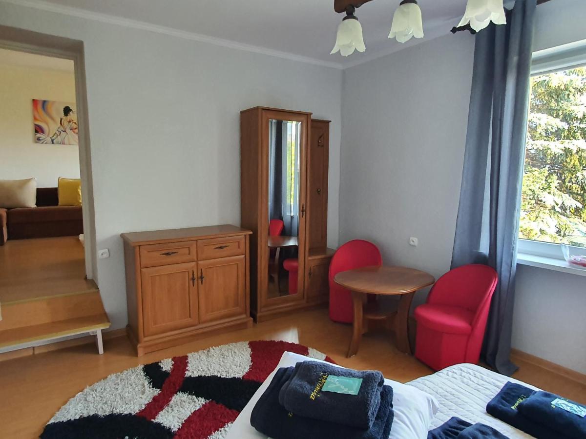 Dom Goscinny Marta - Pokoje, Apartamenty, Domki Krynica Morska Buitenkant foto